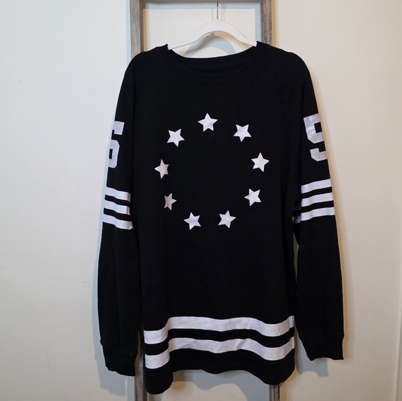 Tops - ⭐️40% Off⭐️ Vintage Bleecker & Mercer Sport & Rec. Club Oversized Sweatshirt